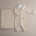 סט לתינוק- אוברול ושמיכה משבצות