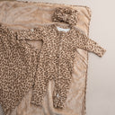 סט מנומר לתינוק- אוברול סרט לראש ושמיכה