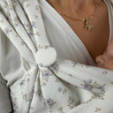 כפתור תואם למנשא לפנים גלויות